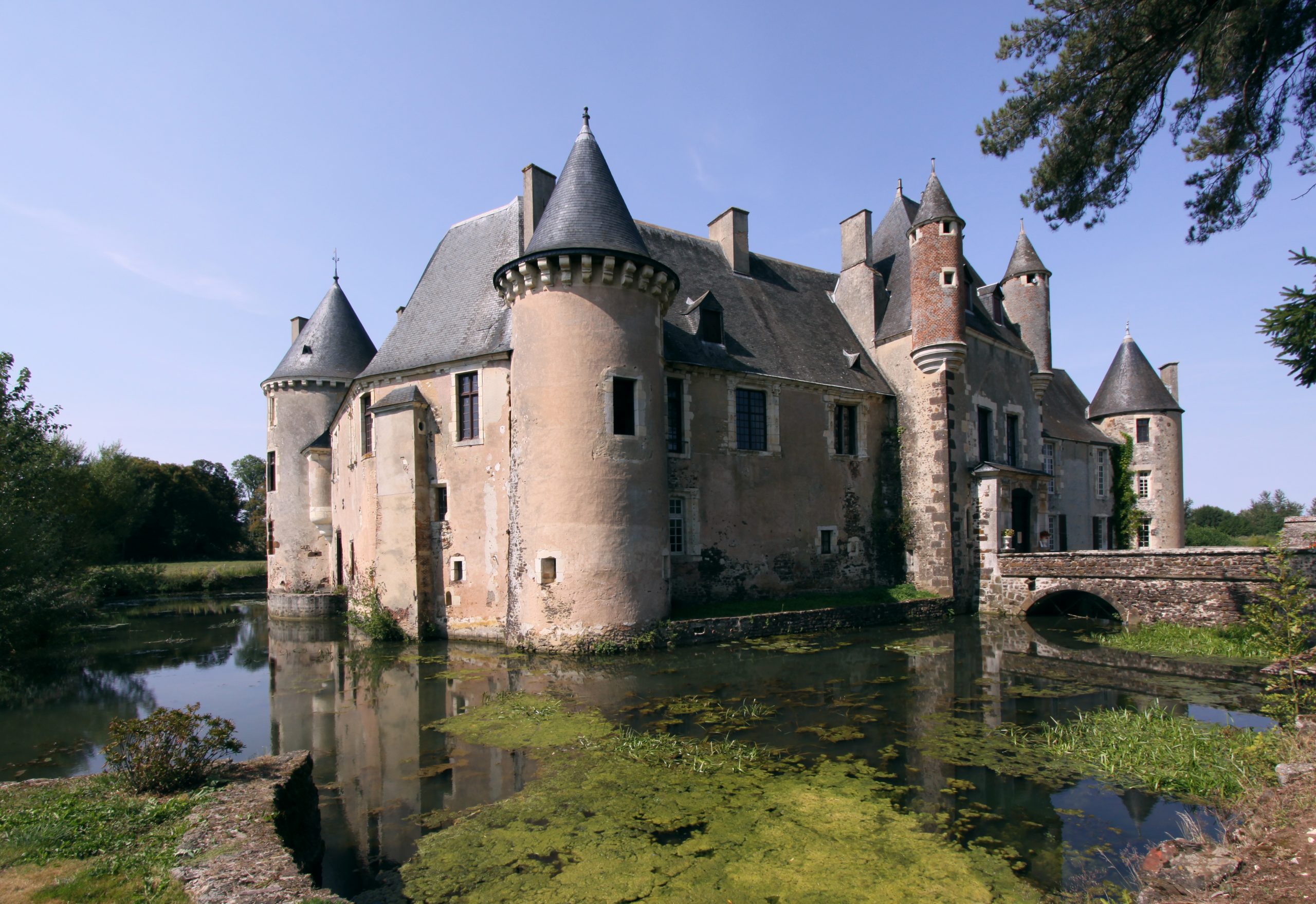 chateau de Boucard à côté de Sancerre et Bourges en Centre Val de Loire - France